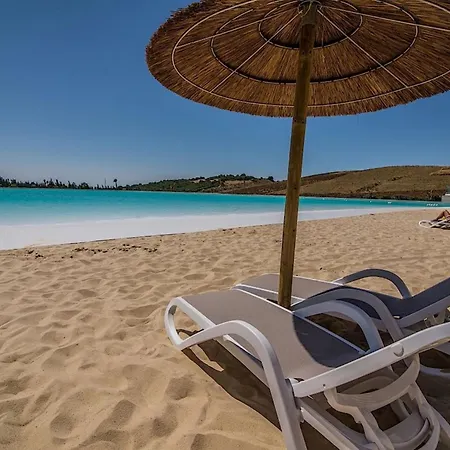 Al-303 - - Alcazaba Lagoon Daire