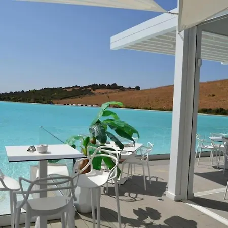 Al-303 - - Alcazaba Lagoon