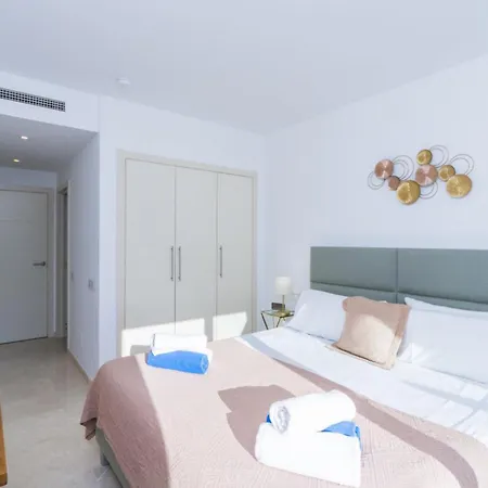 Al-303 - - Alcazaba Lagoon Estepona