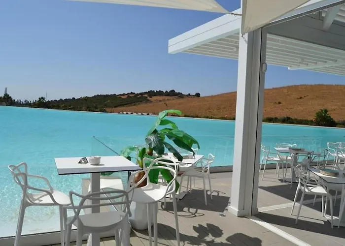 Al-303 - - Alcazaba Lagoon