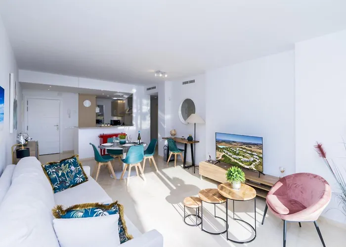 Al-303 - - Alcazaba Lagoon *